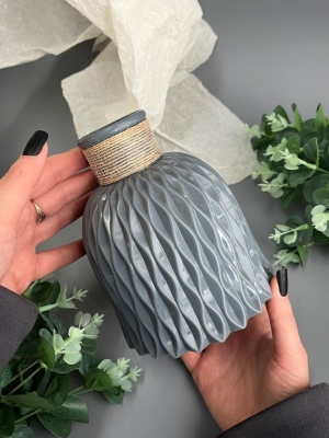 Ваза пластиковая для цветов (h-15см, d-12см) серый