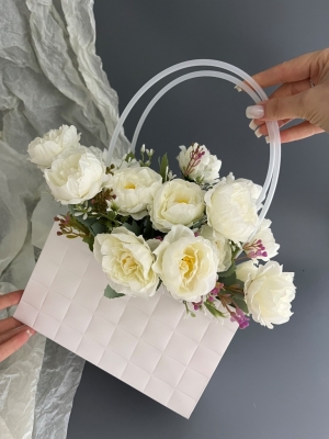 Пакет для цветов прямоугольный с тиснением, размер 22х10х13,5см, цвет белый