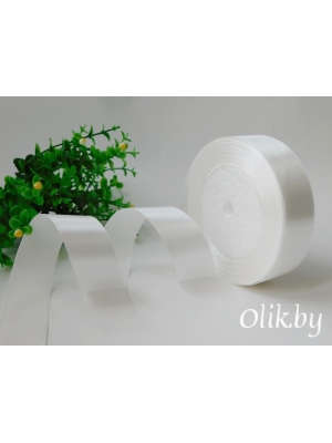 Лента атласная 2,5 см, молочный, 23 м