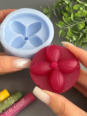 Молдвайнер #001 - Цветок сирени (4см*4см)