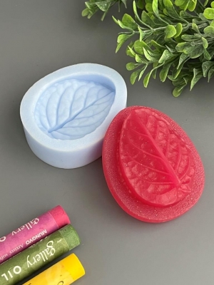 Молдвайнер #0030Б - Лист фиалки (5*4см)