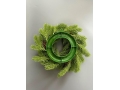 Новогодний венок малый с шишкой пластиковой, 30 см, светло-зеленый