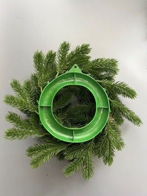Новогодний венок малый с шишкой 30 см, зеленый