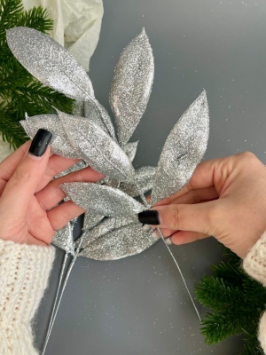 Ветка лист лавр 6-ой мерцающий, 38 см, (серебряный)