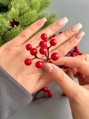 Ветка с ягодами зонтик 5 см (ягода 0,7см) красный, 10 шт