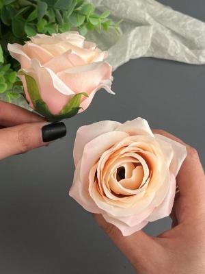 Головы бутоны роз, d-9 см, персиковый, 5 шт