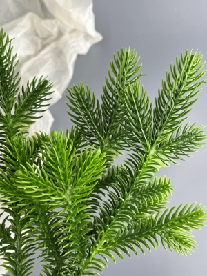 Ветка ёлки 9-я (зеленый комбинированный) 25 см