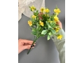 Ветка в букете с мелкими цветами 5 веток, 32 см (478), желтый