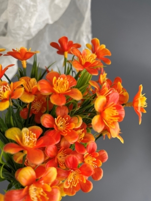 Букет лютиков 5 веток (АМБЕ), 35 см, оранжевый