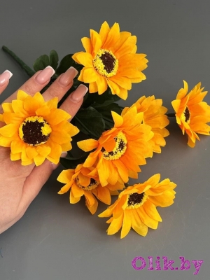 Букет подсолнухов 7 голов, 29 см