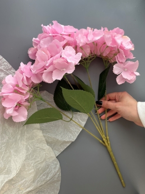 Ветка в букете гортензия 5 голов, 47 см, розовый