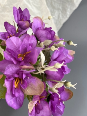 Ветка в букете азалия 5 веток, 28 см, сиреневый
