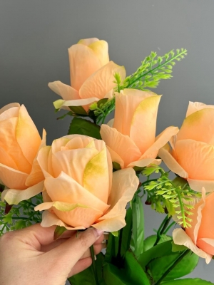 Букет бутон роз 6 голов, 50 см, персиковый