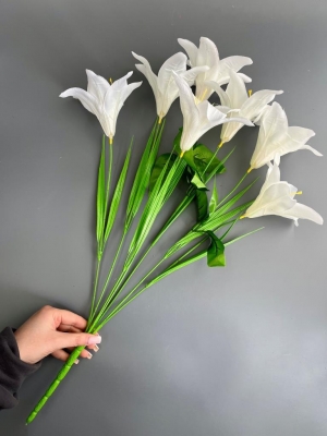 Букет лилия 7 голов, 60 см, белый