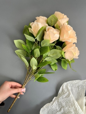 Букет бутон роз 7 голов, 52 см, кремовый