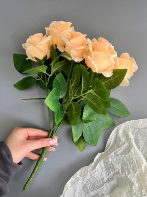 Букет бутон роз 6 голов, 40 см, персиковый