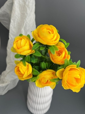Камелия в букете 6 голов, 35 см, желтый
