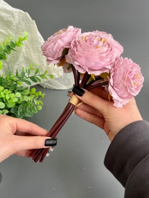 Камелии в букете 7 голов, 23 см, сиреневый