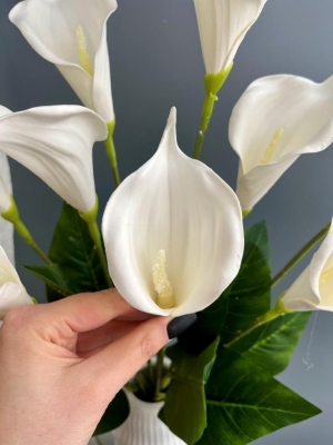 Каллы искусственные в букете латекс 9 голов, 55 см, белый